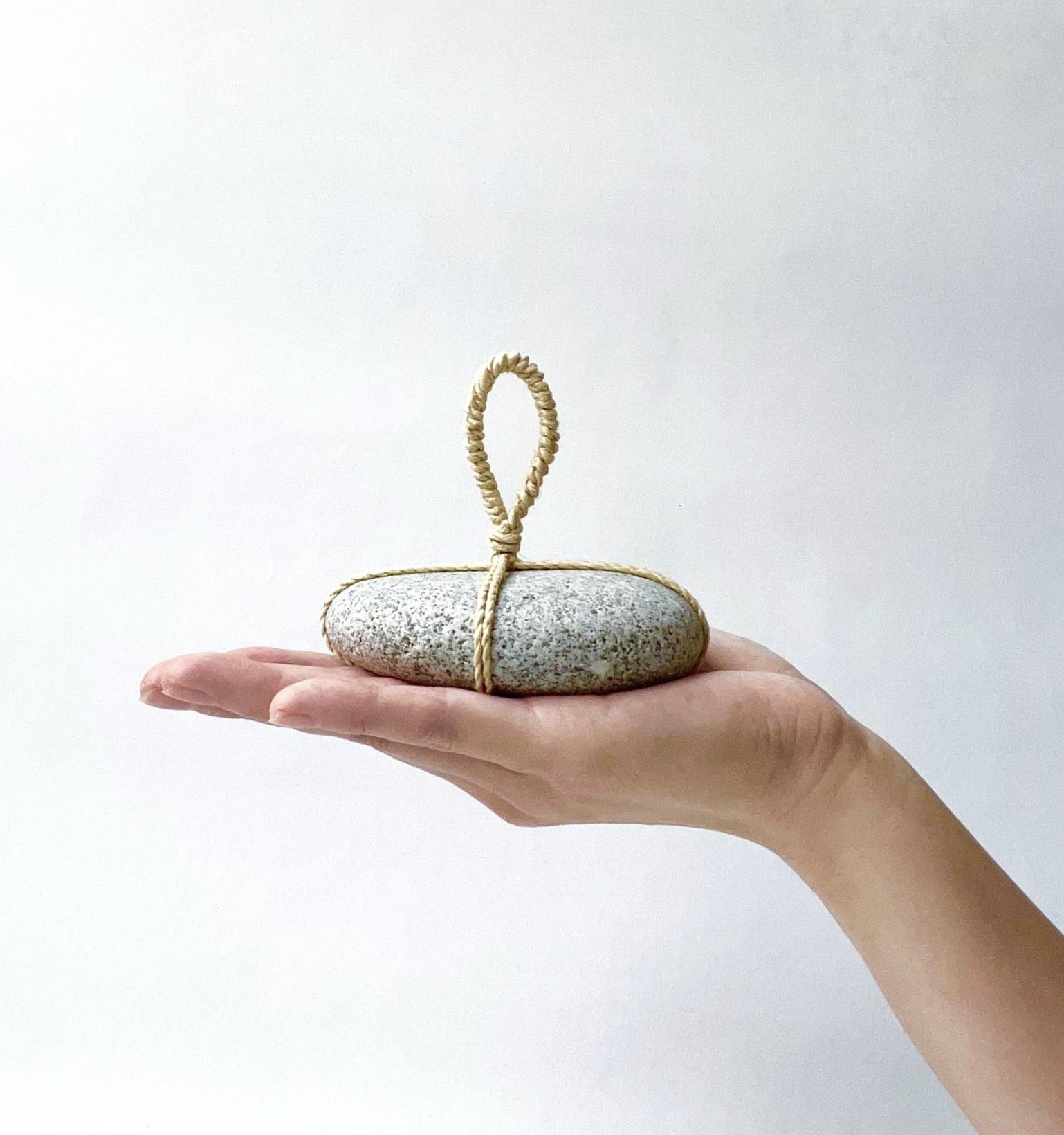 The making of Sekimori stones (関守石) with WARA — XTANT
